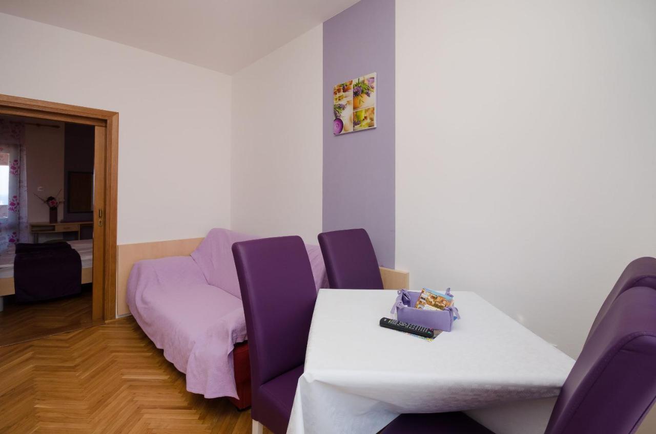 Apartments Mirjana B Lopar Esterno foto