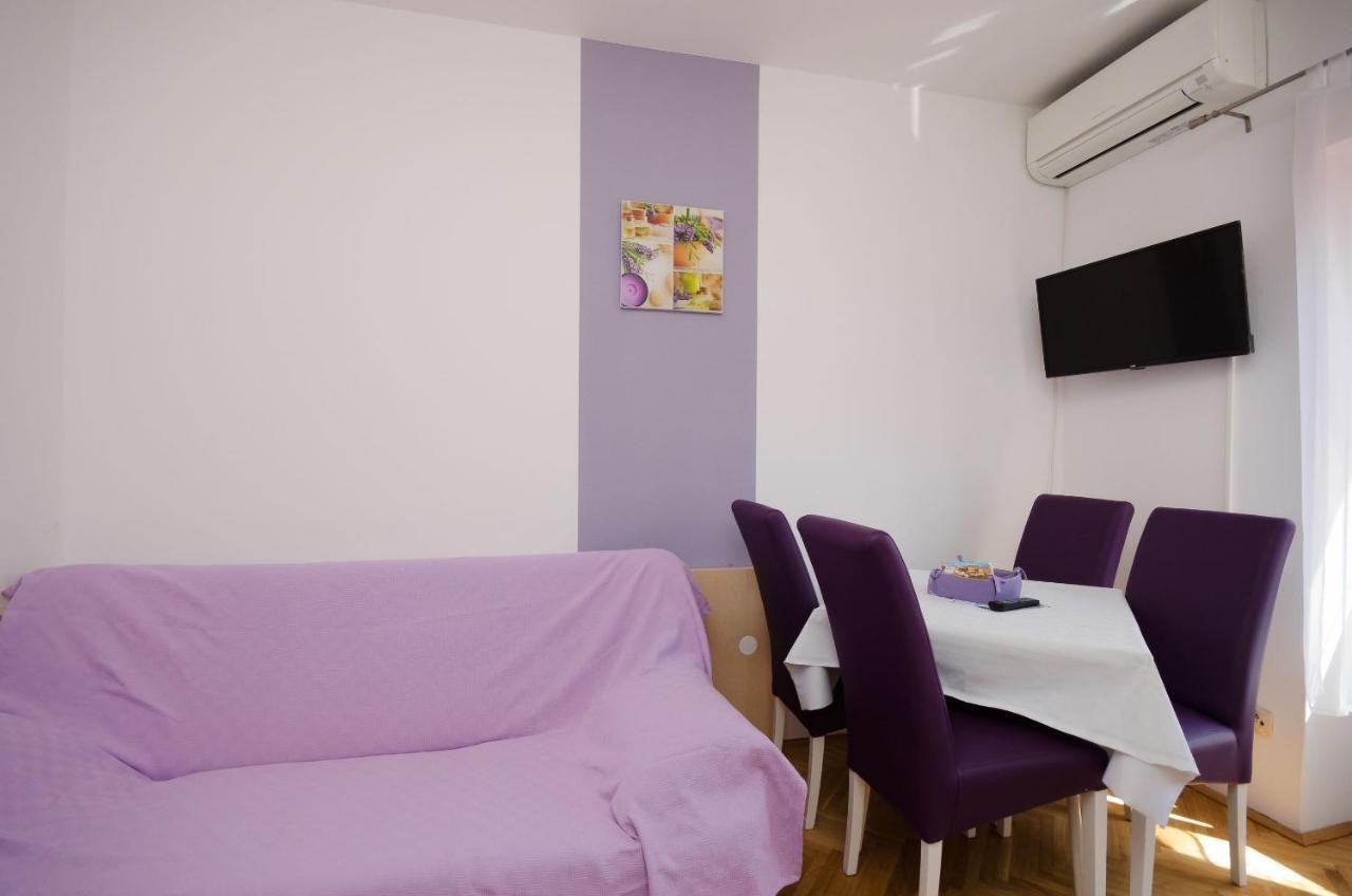 Apartments Mirjana B Lopar Esterno foto