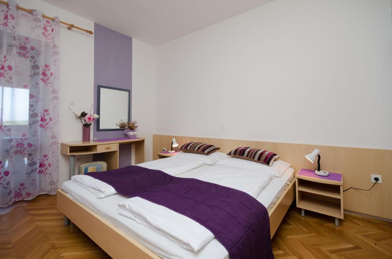 Apartments Mirjana B Lopar Esterno foto